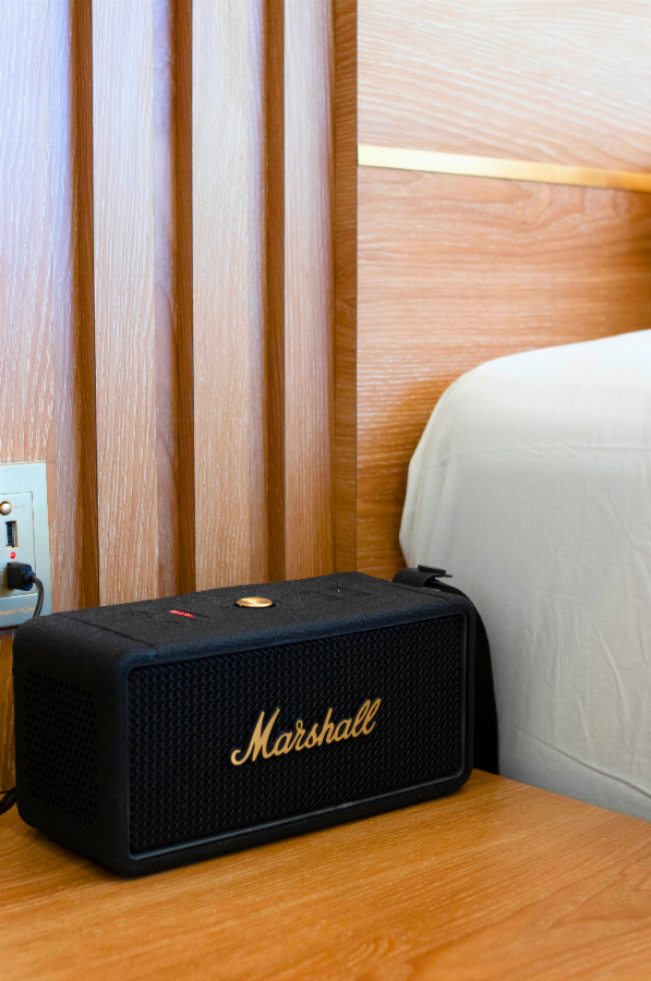 The Suite Villa slide 9