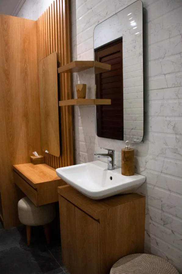 The Suite Villa slide 11