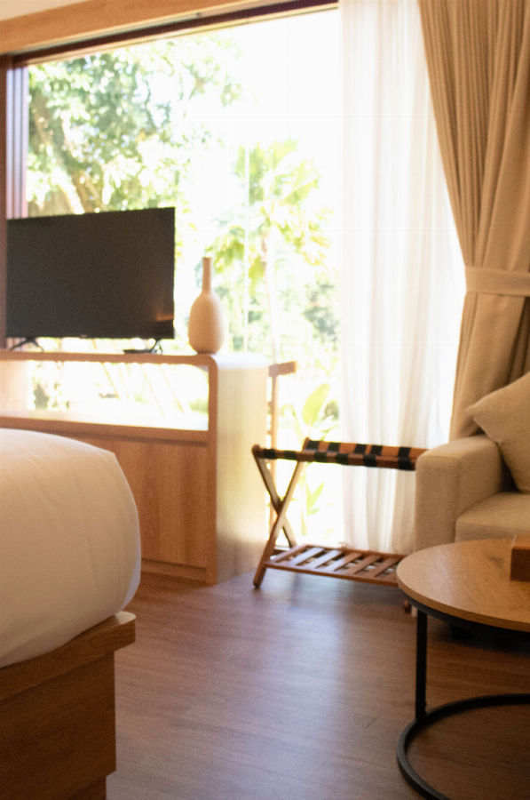 The Suite Villa slide 6