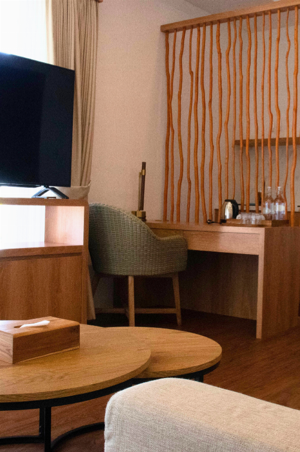 The Suite Villa slide 3